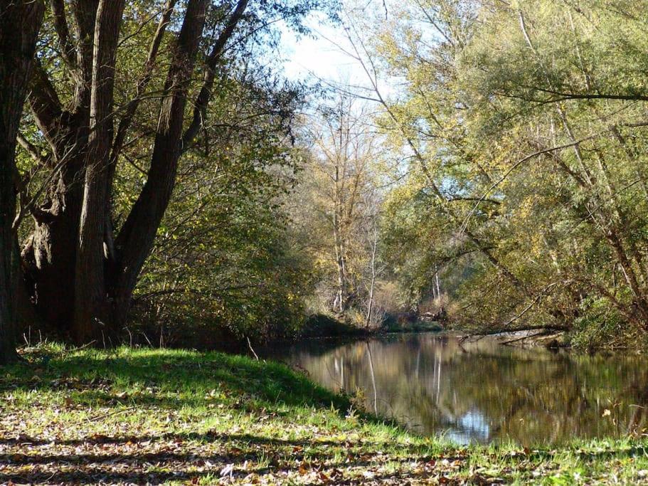 Maison Cosy Et Conviviale, Le B7 Besset Bagian luar foto