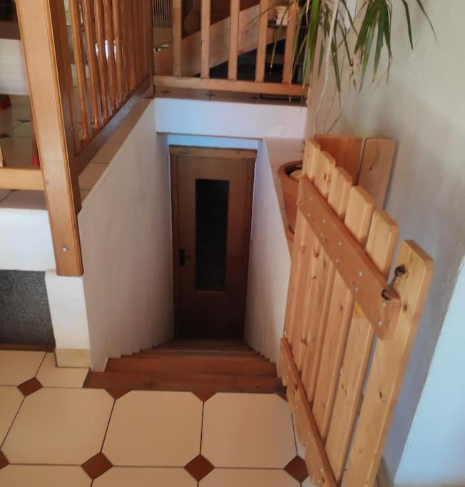 Maison Cosy Et Conviviale, Le B7 Besset Bagian luar foto