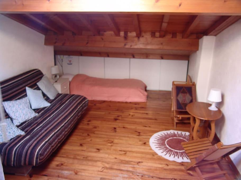 Maison Cosy Et Conviviale, Le B7 Besset Bagian luar foto