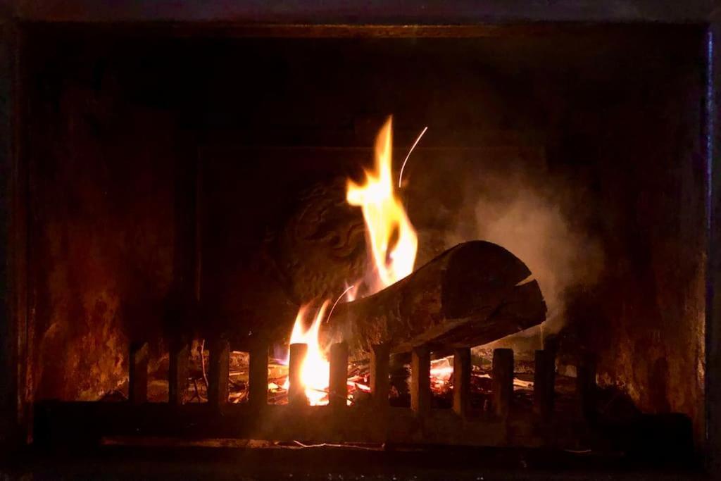 Maison Cosy Et Conviviale, Le B7 Besset Bagian luar foto