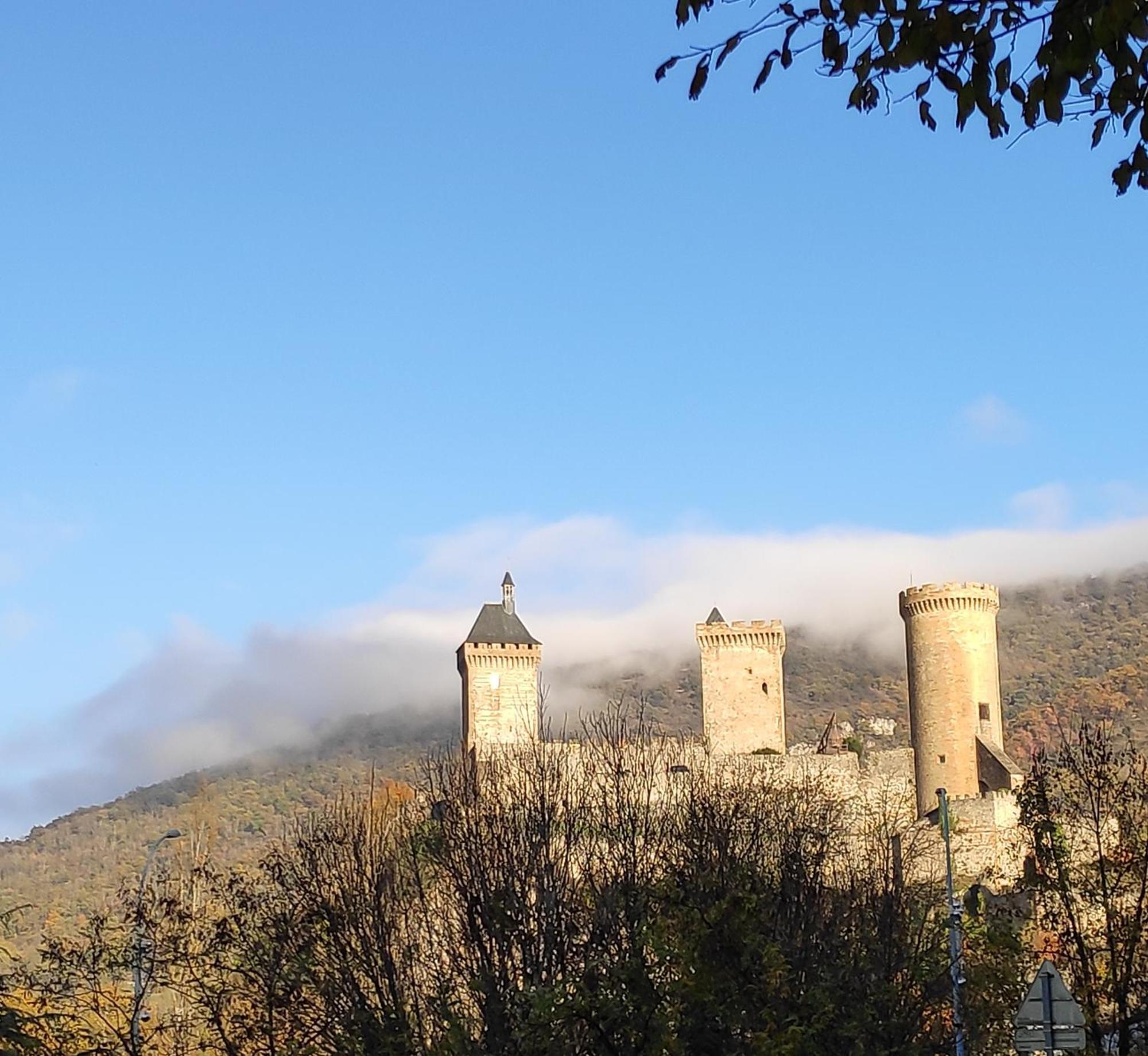 Maison Cosy Et Conviviale, Le B7 Besset Bagian luar foto