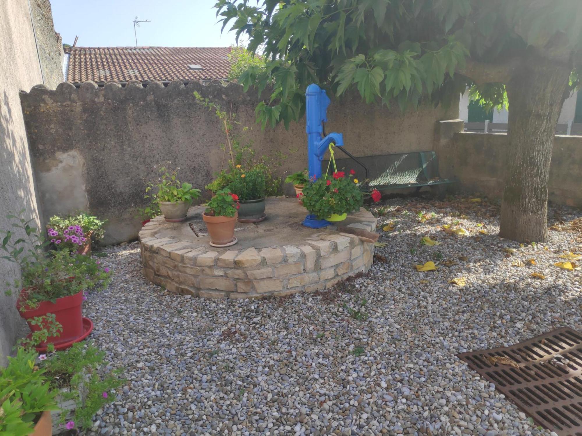 Maison Cosy Et Conviviale, Le B7 Besset Bagian luar foto